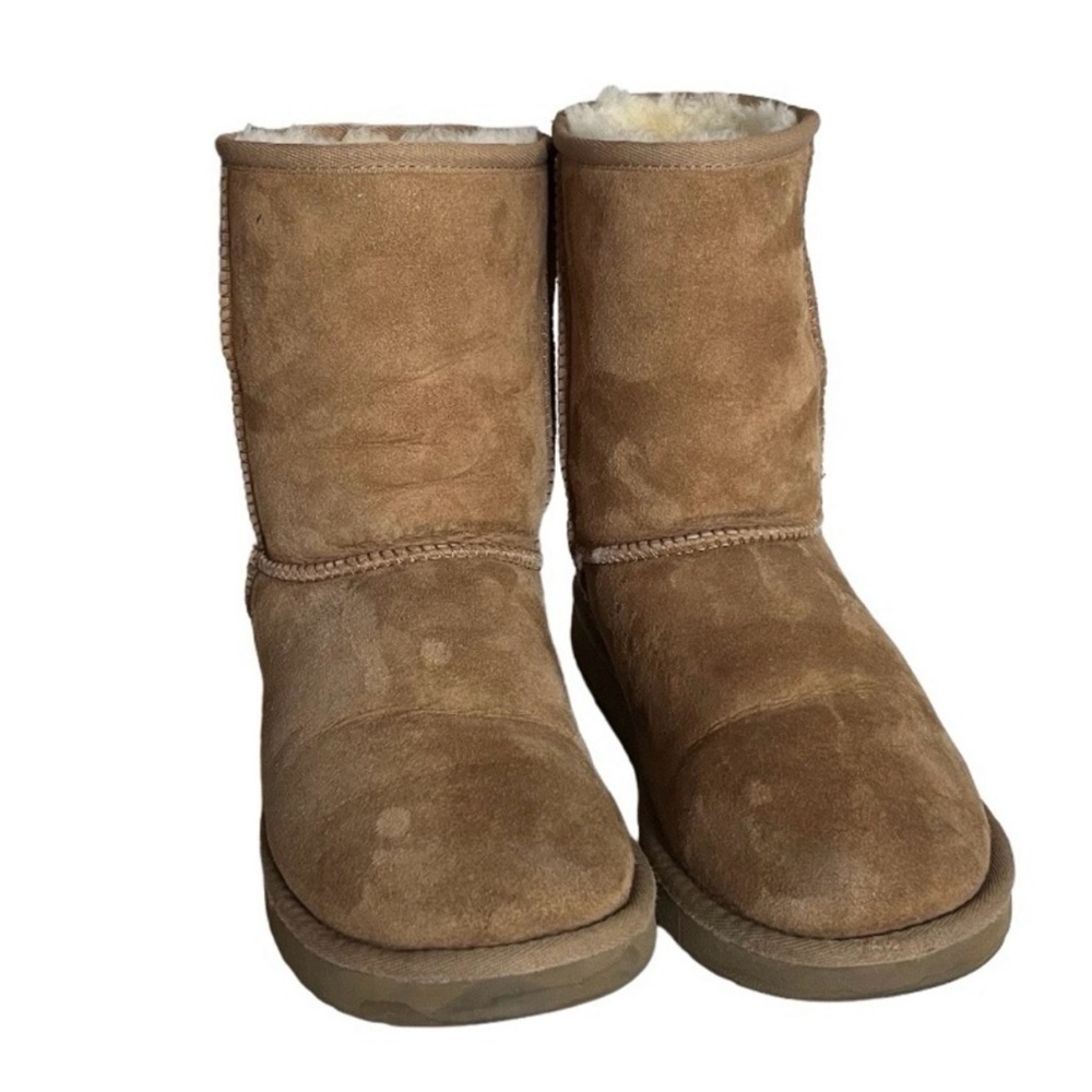 UGG Classic Short Boots